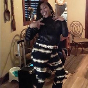 Meet your Posher, Kiosha